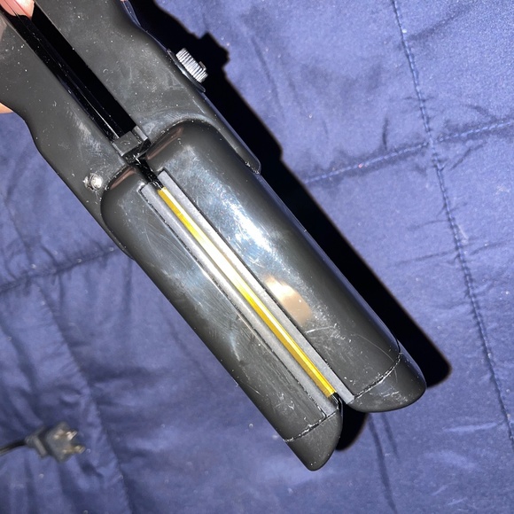 GOLD N HOT FLAT IRON - Picture 1 of 7